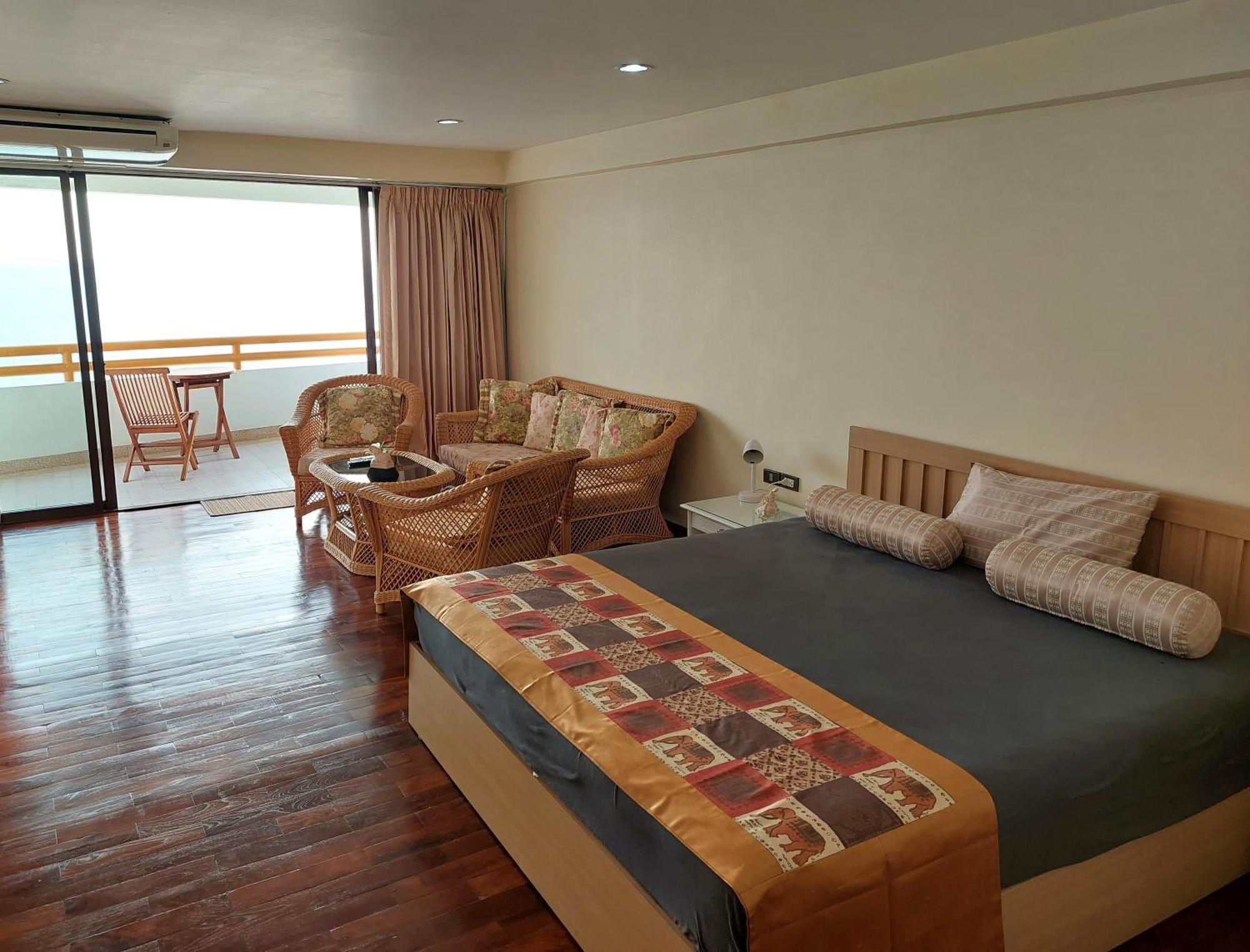 Sunshine Beach Condotel Na Chom Thian Exteriör bild